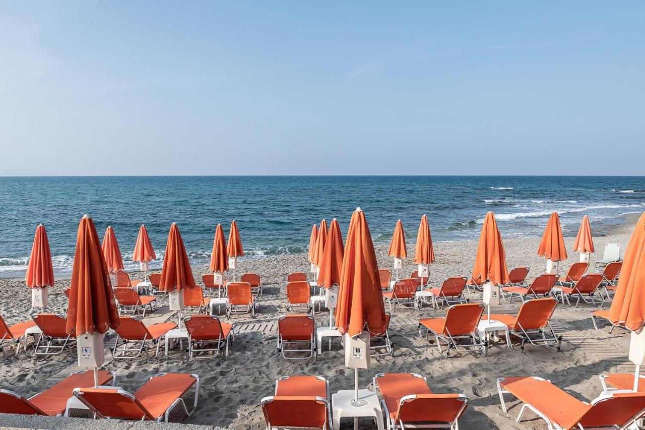 Апарт отель Angela Beach Платаньяс Экстерьер фото